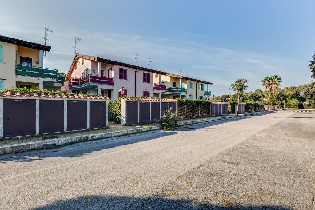 Aparthotel Terra Felice San Felice Circeo Exterior foto