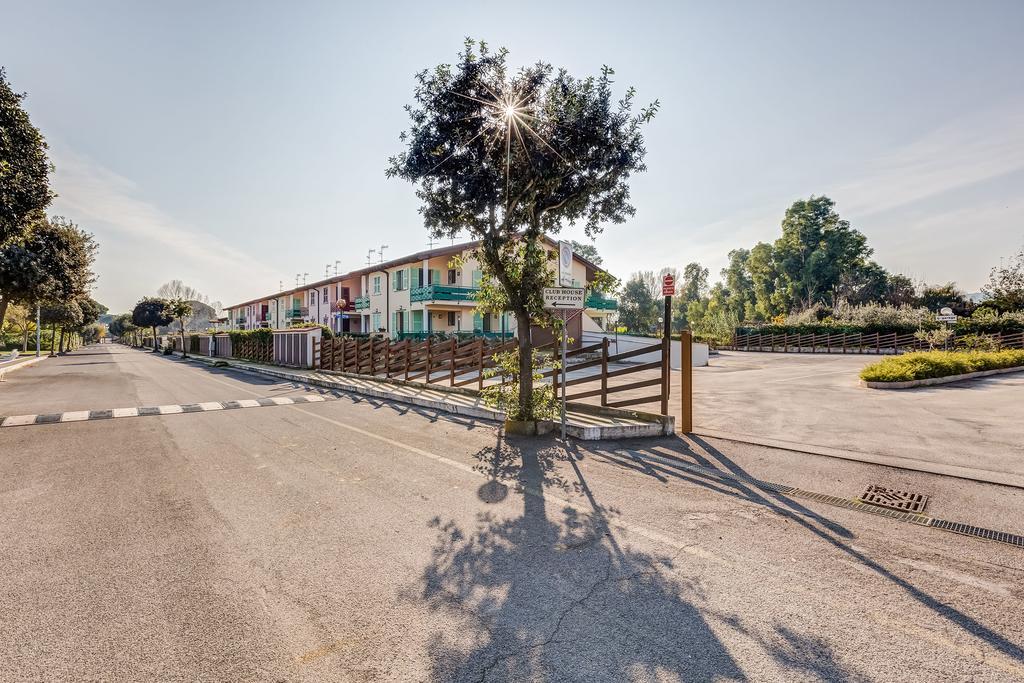Aparthotel Terra Felice San Felice Circeo Exterior foto